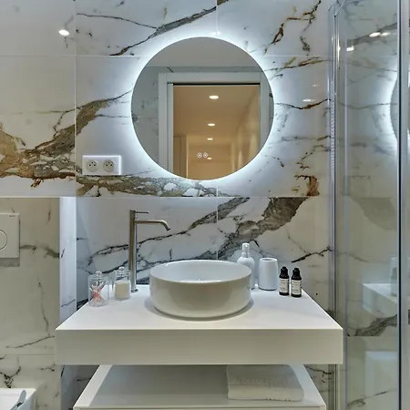 Superb Ac Center Bourse By Prestige *